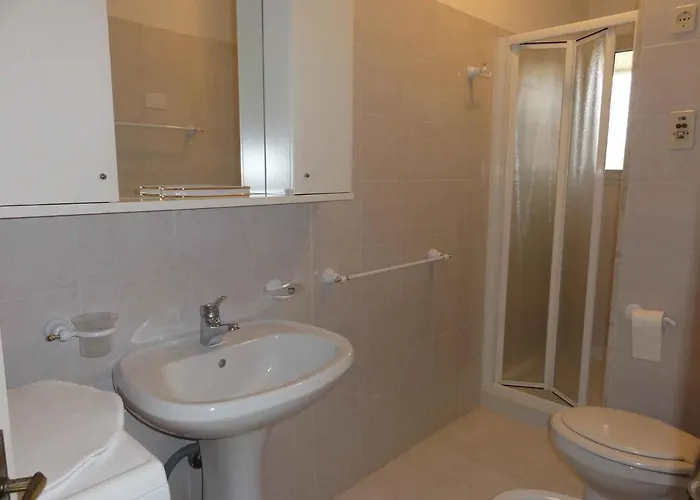 Lejlighed In 37971 *